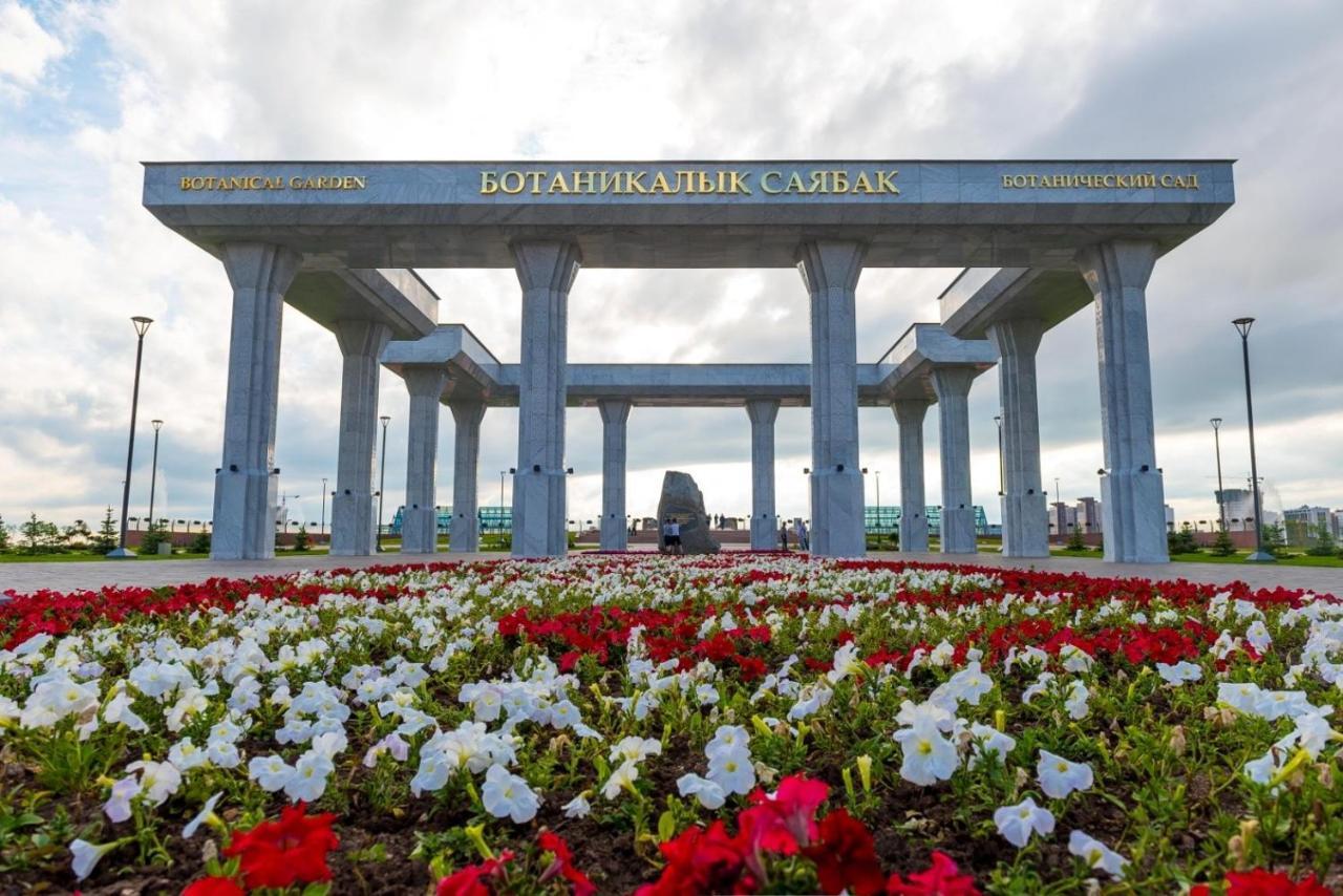 Экспо Бульвар 5 Astana Exteriör bild