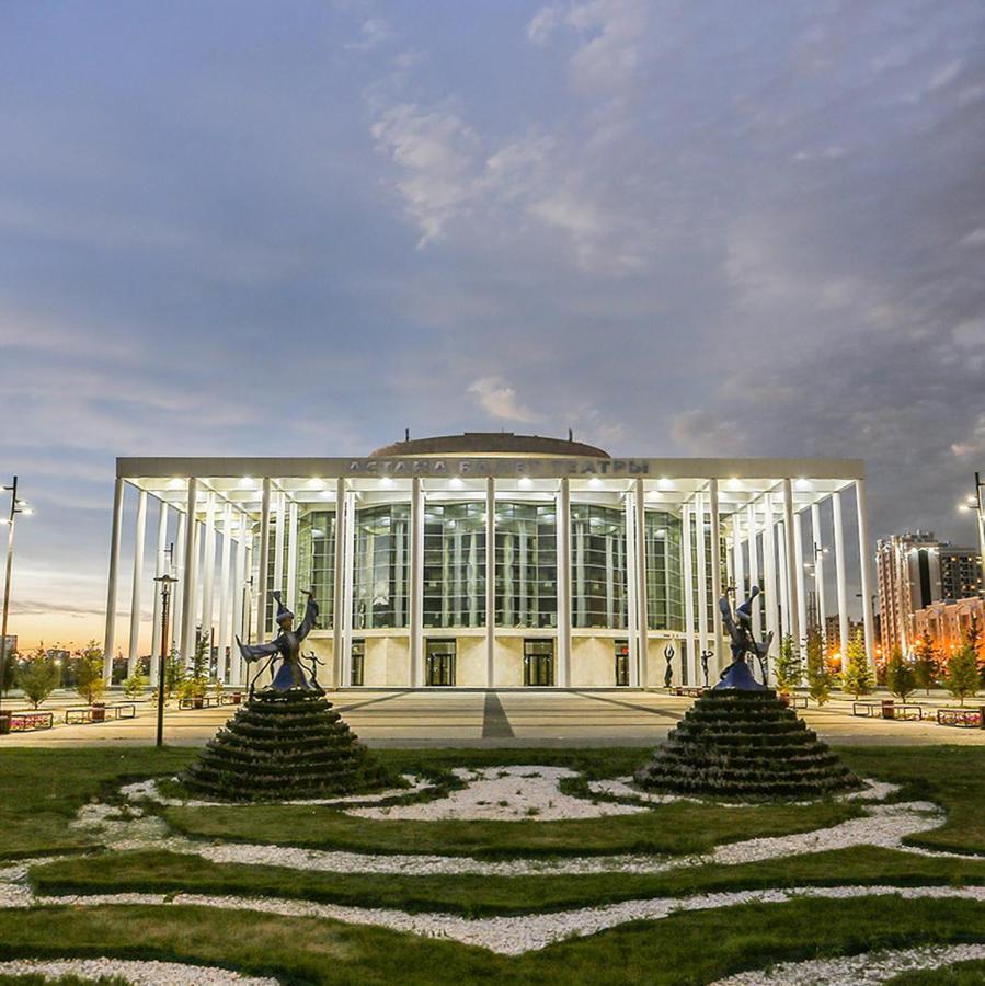 Экспо Бульвар 5 Astana Exteriör bild
